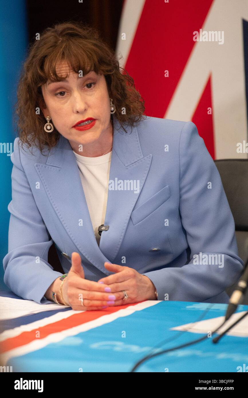 Londres, Royaume-Uni. 19 mai 2025. Victoria Atkins - Secrétaire d'État fantôme à l'environnement, à l'alimentation et aux Affaires rurales du Royaume-Uni s'exprime lors d'une conférence de presse sur Banque D'Images