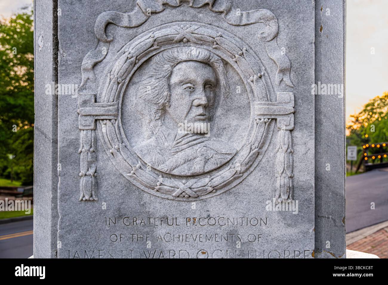 Le monument Oglethorpe, situé dans le centre-ville de Jasper, en Géorgie, est un obélisque en marbre de 38 pieds dédié au général James Oglethorpe, fondateur de la colonie de Géorgie. Banque D'Images