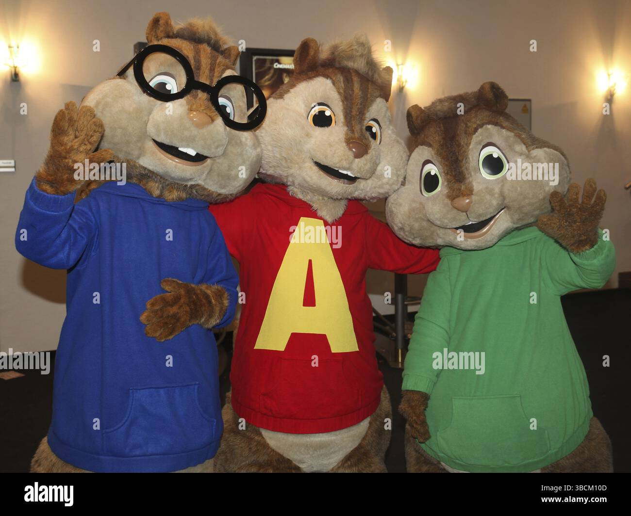 Alvin Seville et ses frères Theodore Seville et Simon Seville- au Walking Act, Alvin et le Chipmunks Road Chip au CinemaxX Magdeburg Banque D'Images