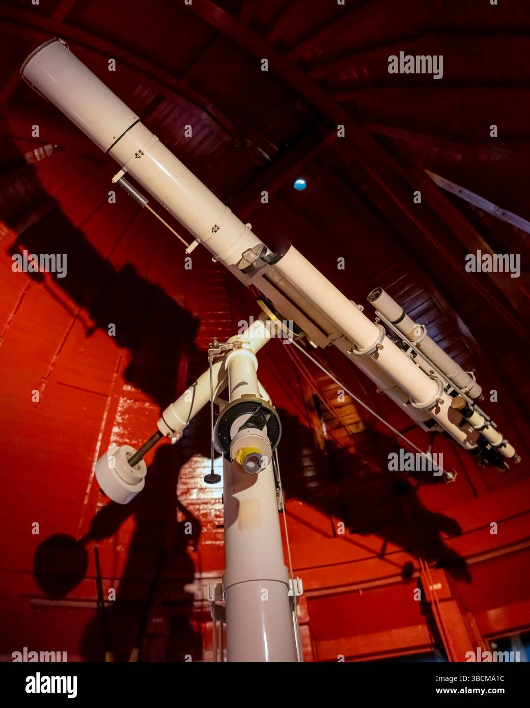 Télescope de l'observatoire Tycho Brahe dans la Tour ronde (danois : Rundetårn) une tour du XVIIe siècle à Copenhague, au Danemark, l'une des nombreuses tours architecturales Banque D'Images