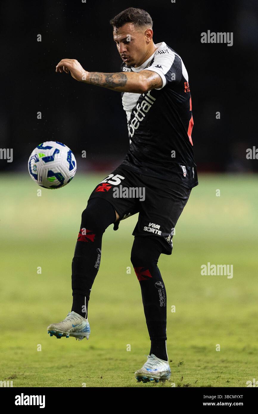Rio de Janeiro, Rio de Janeiro, BRA. 20 mai 2025. RIO DE JANEIRO, BRÉSIL - 20 MAI : HUGO MOURA de Vasco da Gama contrôle le ballon pendant le match entre Vasco da Gama et Operario dans le cadre de la Copa do Brasil 2025 au stade Sao Januario le 20 mai 2025 à Rio de Janeiro, Brésil. (Crédit image : © Ruano Carneiro/ZUMA Press Wire) USAGE ÉDITORIAL SEULEMENT ! Non destiné à UN USAGE commercial ! Banque D'Images