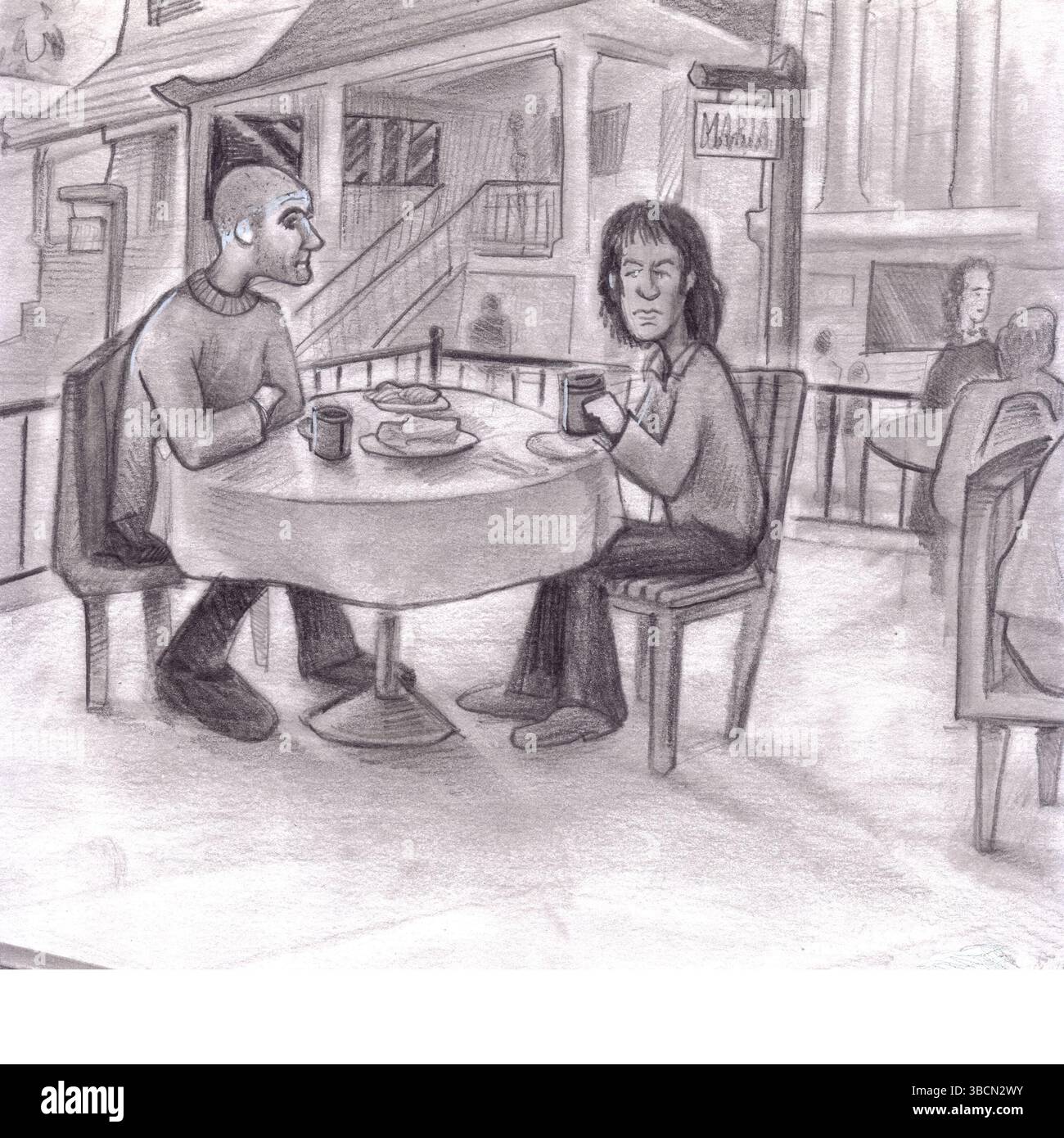 Les gens à une table ronde de restaurant extérieur avec de la nourriture et des boissons pendant la journée. Deux hommes mûrs assis dehors pour déjeuner devant un restaurant Banque D'Images