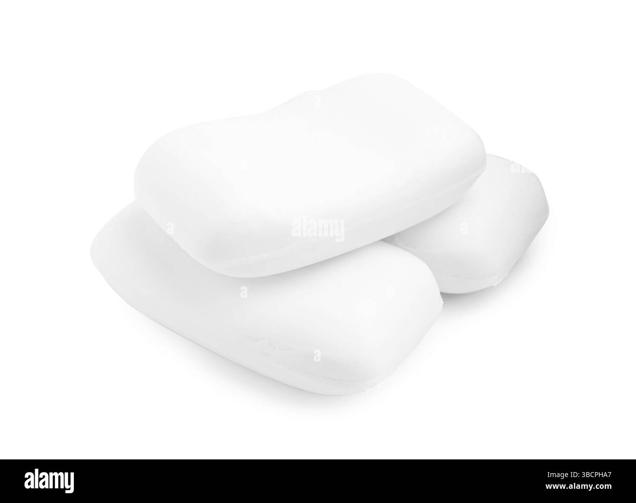 Trois pains de savon isolés sur blanc. Hygiène personnelle Banque D'Images