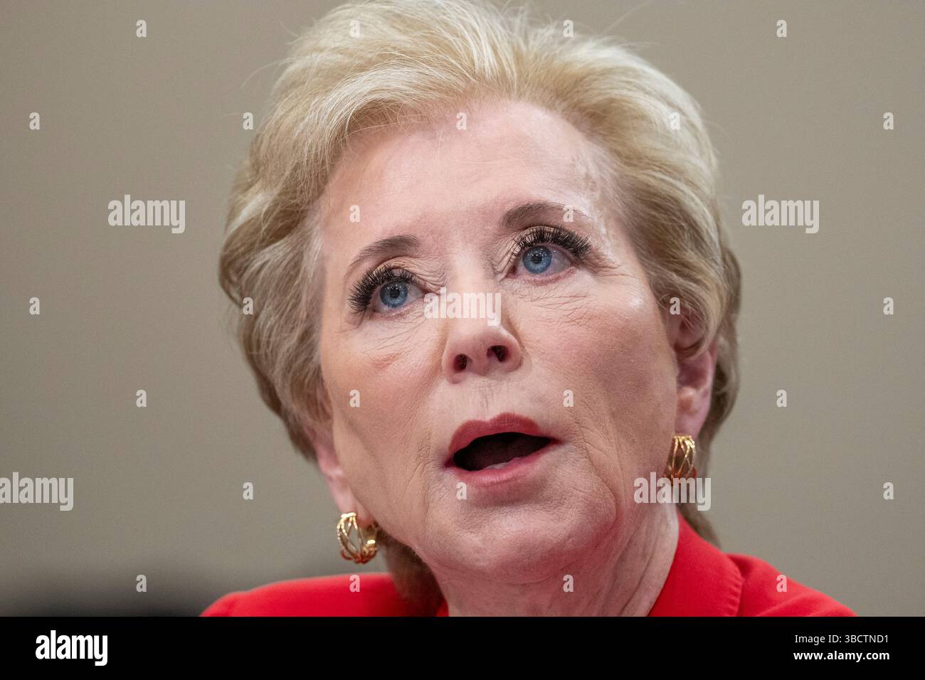 Washington, États-Unis. 21 mai 2025. La secrétaire à l'éducation Linda McMahon témoigne lors d'une audience sur le budget devant le sous-comité sur le travail, la santé et les services sociaux du Comité des crédits de la Chambre des communes, l'éducation sur Capitol Hill à Washington DC le mercredi 21 mai 2025. Photo de Ken Cedeno/UPI crédit : UPI/Alamy Live News Banque D'Images