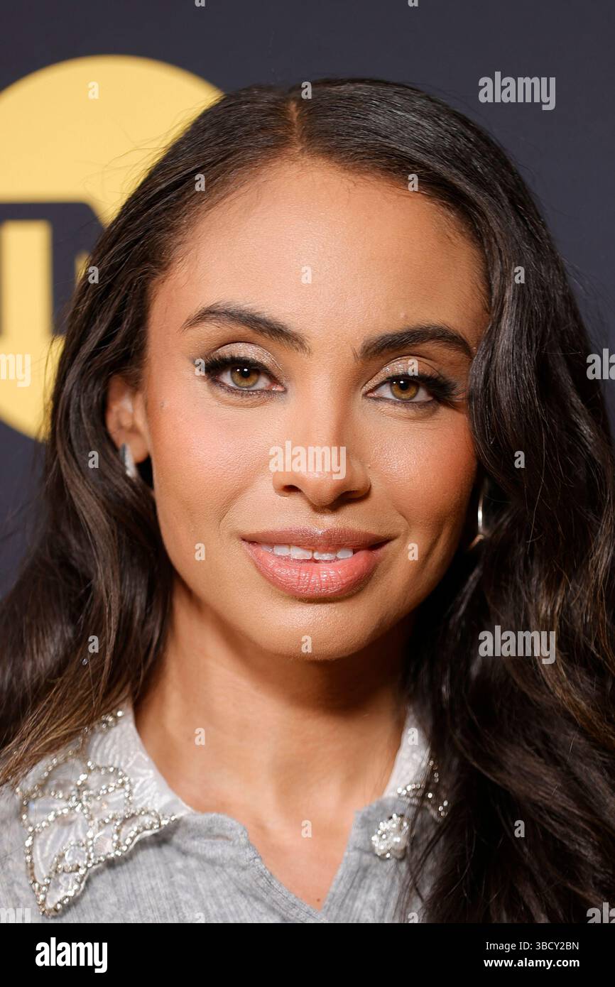 NEW YORK, NEW YORK - 20 MAI : Bluey Robinson, Olivia Morris, Callum McGowan et Marissa Hill assistent à la projection de TNT The Librarians : the Next Chapter à la Morgan Library le 20 mai 2025, à New York. La nouvelle série, une continuation de la franchise Librarians bien-aimée, débutera avec une première de deux nuits commençant le dimanche 25 mai après la couverture des Playoffs de la NBA, et se poursuivra le lundi 26 mai après les Playoffs de la LNH. Les épisodes seront diffusés chaque semaine le lundi soir sur TNT. Photo : Luiz Rampelotto/EuropaNewswire Banque D'Images