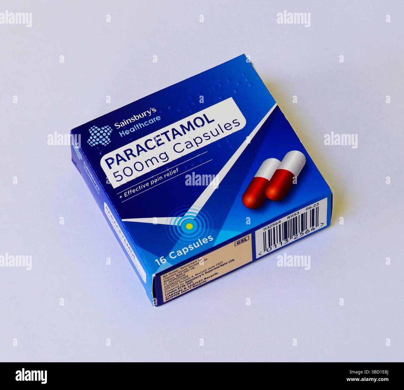 Pack de capsules de PARACÉTAMOL 500mg de Sainsbury's Healthcare. Soulagement efficace de la douleur. 16 gélules. Banque D'Images