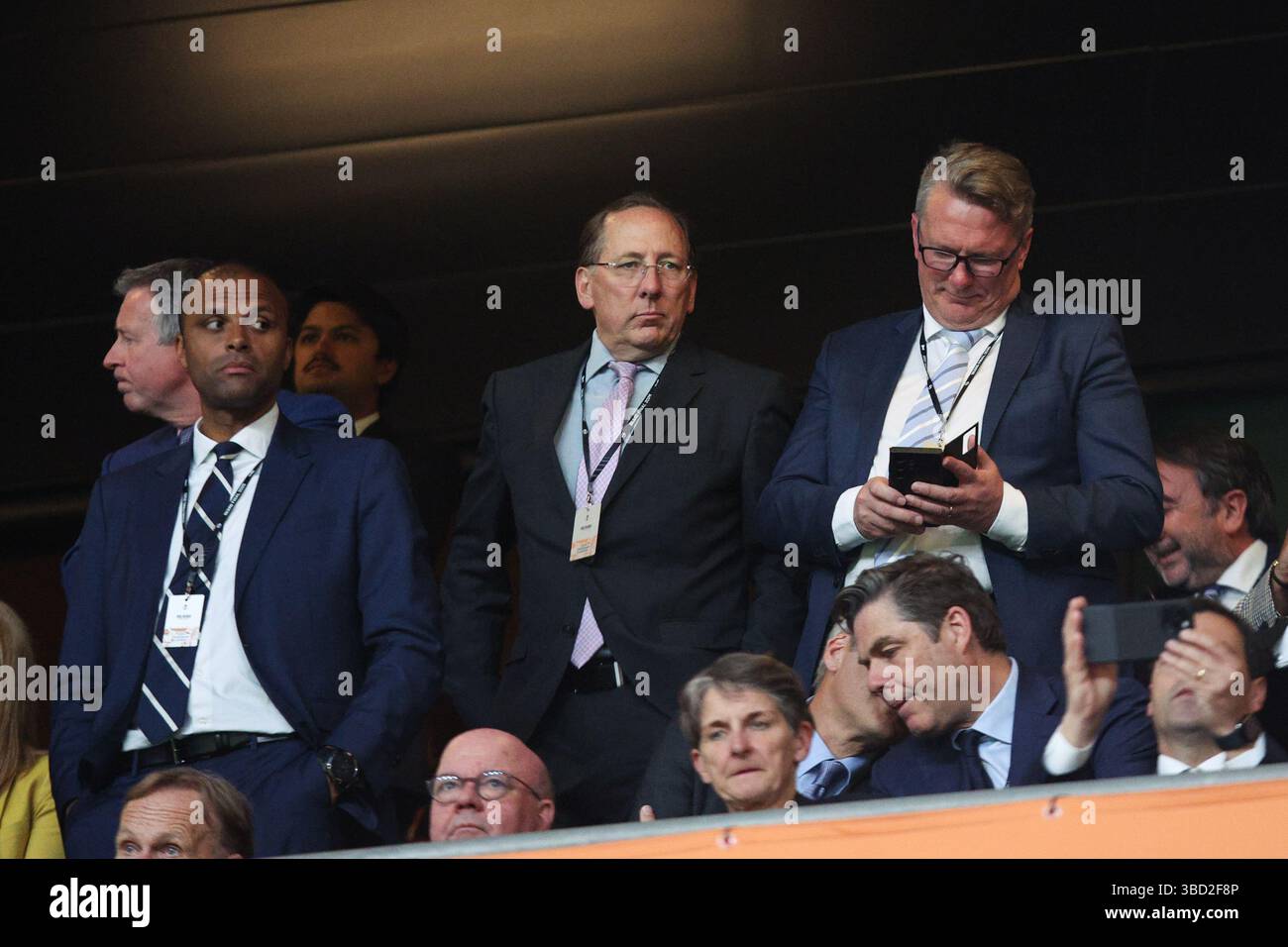 BILBAO, ESPAGNE - 21 mai 2025 : John Textor devance la finale de l'UEFA Europa League entre Tottenham Hotspur FC et Manchester United FC au San Mames Stadium (crédit : Craig Mercer/ Alamy Live News) Banque D'Images