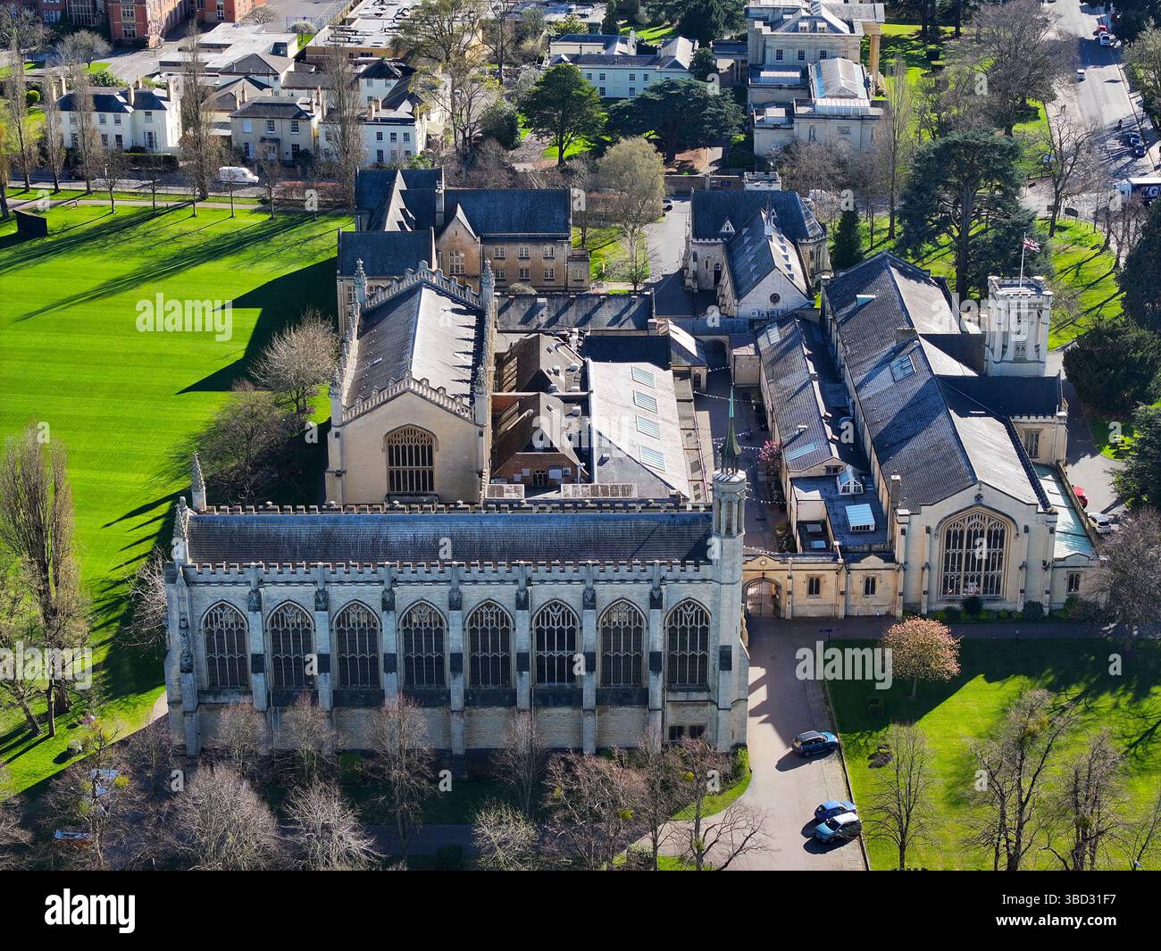 Vue aérienne par drone de Cheltenham College Chapel Banque D'Images