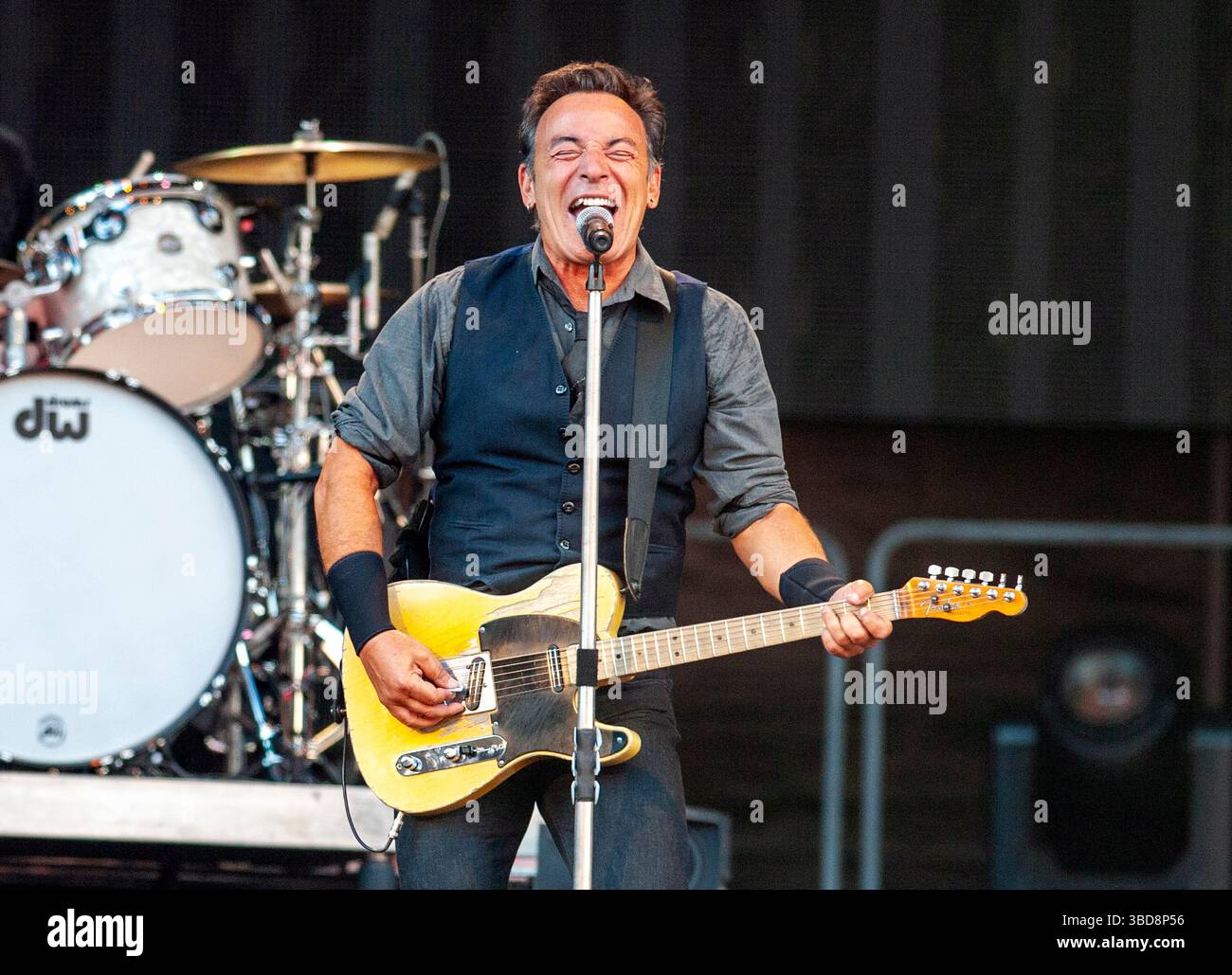 Bruce Springsteen se produit avec le E Street Band au Hampden Park le 1er juin 2016 à Glasgow, en Écosse Banque D'Images