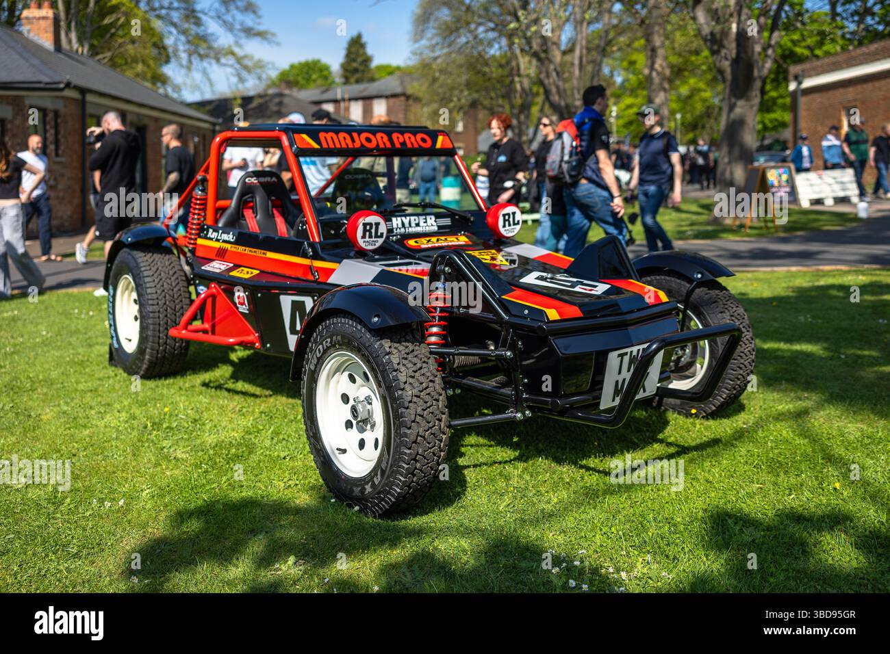 Tamiya Wild One MAX, exposé au Bicester Scramble qui s'est tenu le 27 avril 2025. Banque D'Images