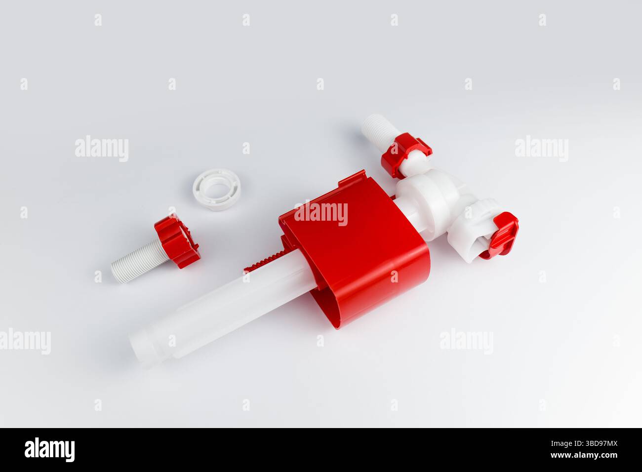 Nouvelle vanne d'eau de toilette sur un blanc Banque D'Images