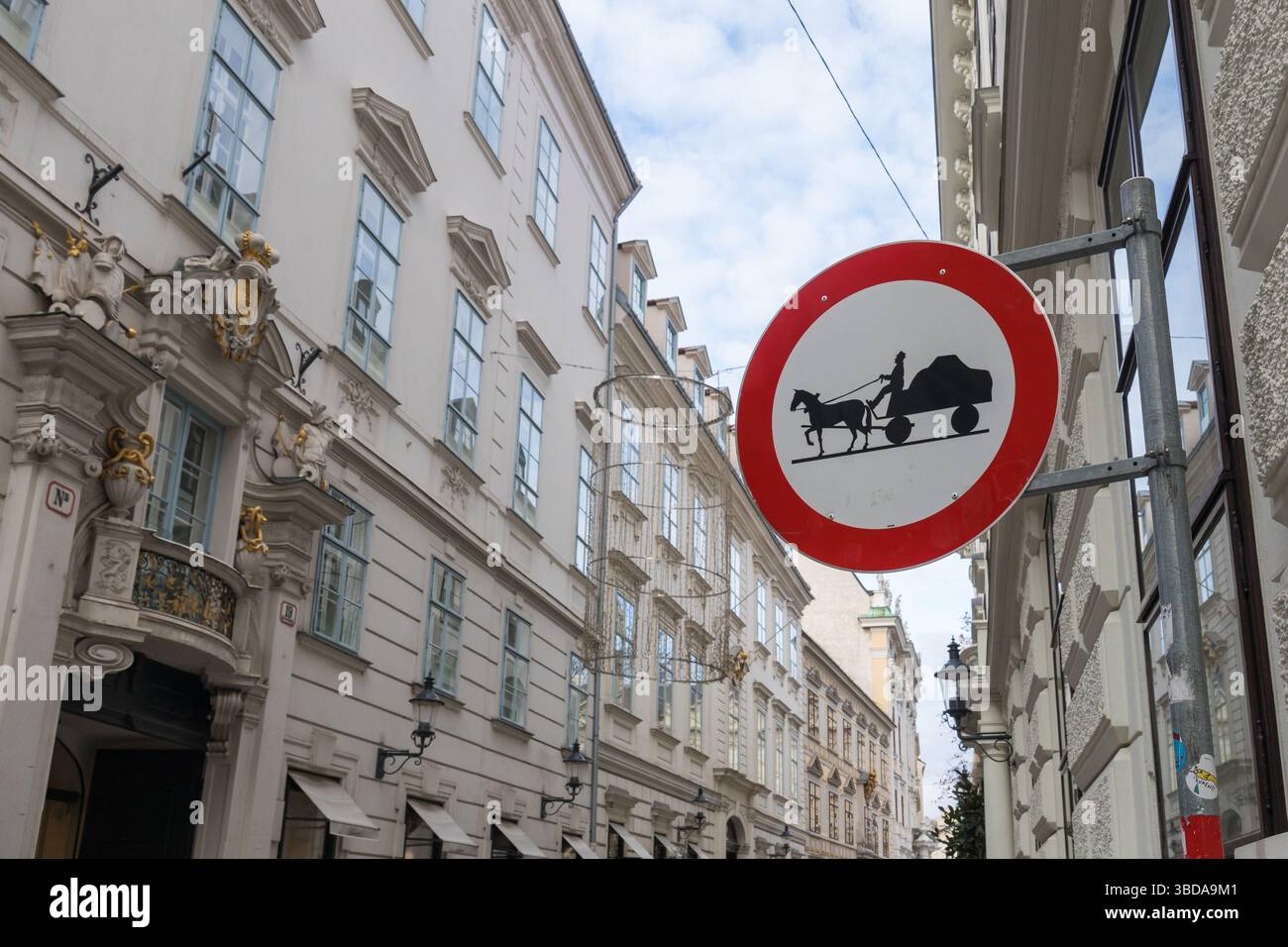 Pas de panneau routier de calèche tirée par des chevaux, Vienne Wien, Autriche Banque D'Images