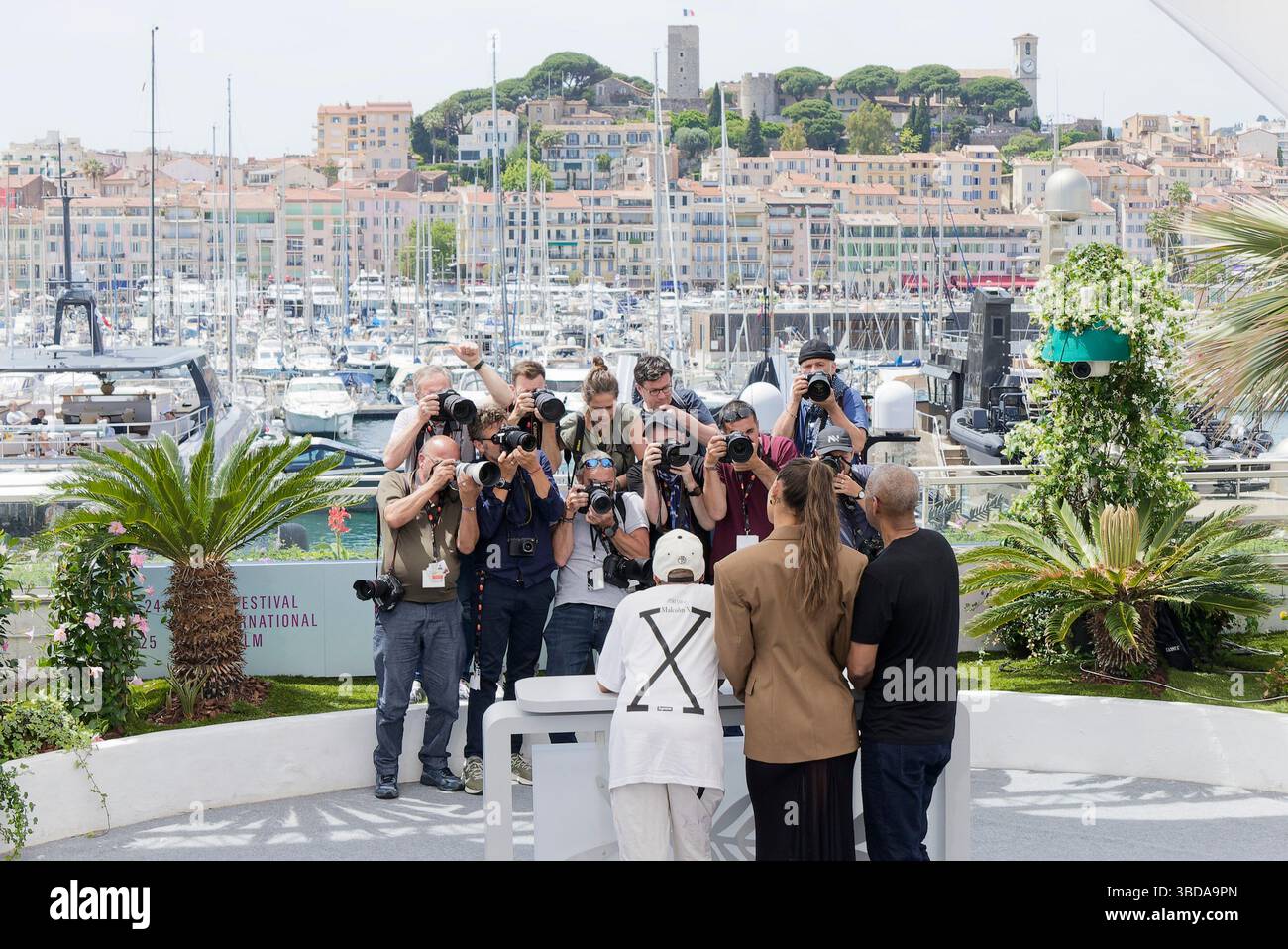 Cannes, France. 19 mai 2025. Denzel Waschington et le rappeur ASAP Rocky assistent au film Highest 2 Lower de Spike Lee avec Denzel Washington Photocall. Banque D'Images