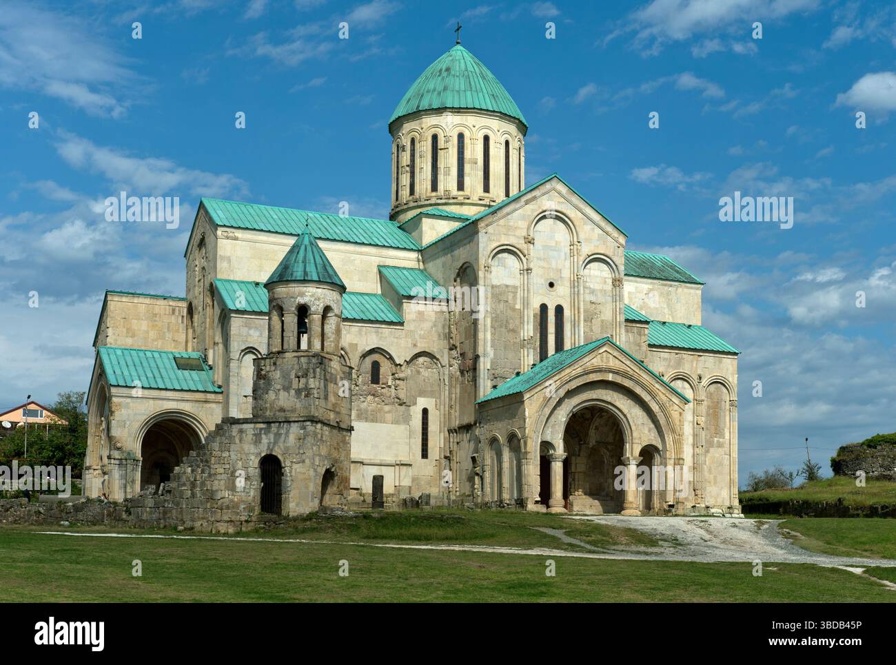 Cathédrale de Bagrati, cathédrale de Kutaisi, ancien patrimoine mondial de l'UNESCO, vue du sud, Kutaisi, région d'Imereti, Géorgie Banque D'Images