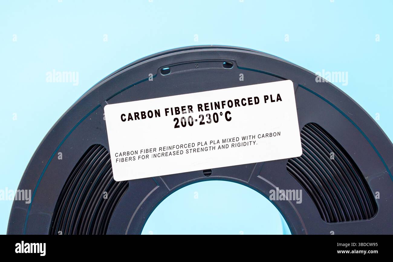 Acide polylactique (PLA) renforcé de fibres de carbone. PLA mélangé à des fibres de carbone pour une résistance et une rigidité accrues. Banque D'Images