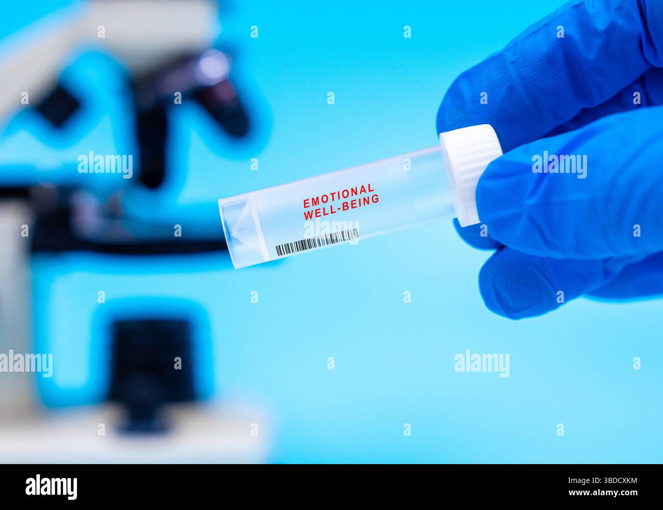 Test salivaire de bien-être émotionnel. Mesure les hormones et les neurotransmetteurs liés à l'humeur et à la santé émotionnelle. Banque D'Images