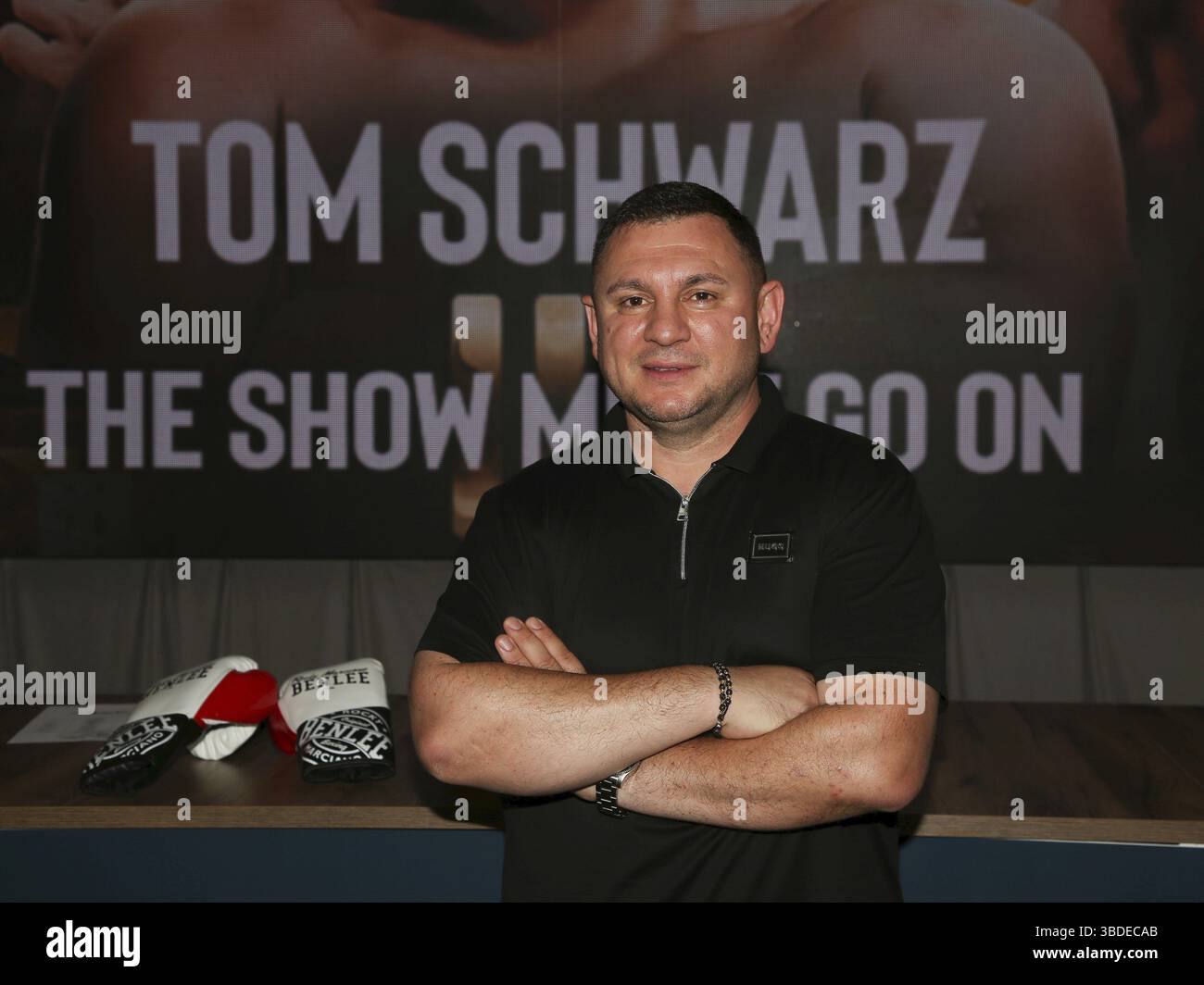 Promoteur Burim Sylejmani de l’écurie de boxe de Magdebourg Fides Sports lors de la conférence de presse DU SPECTACLE MUST GO ON III le 21 septembre 2023 à Magdebu Banque D'Images