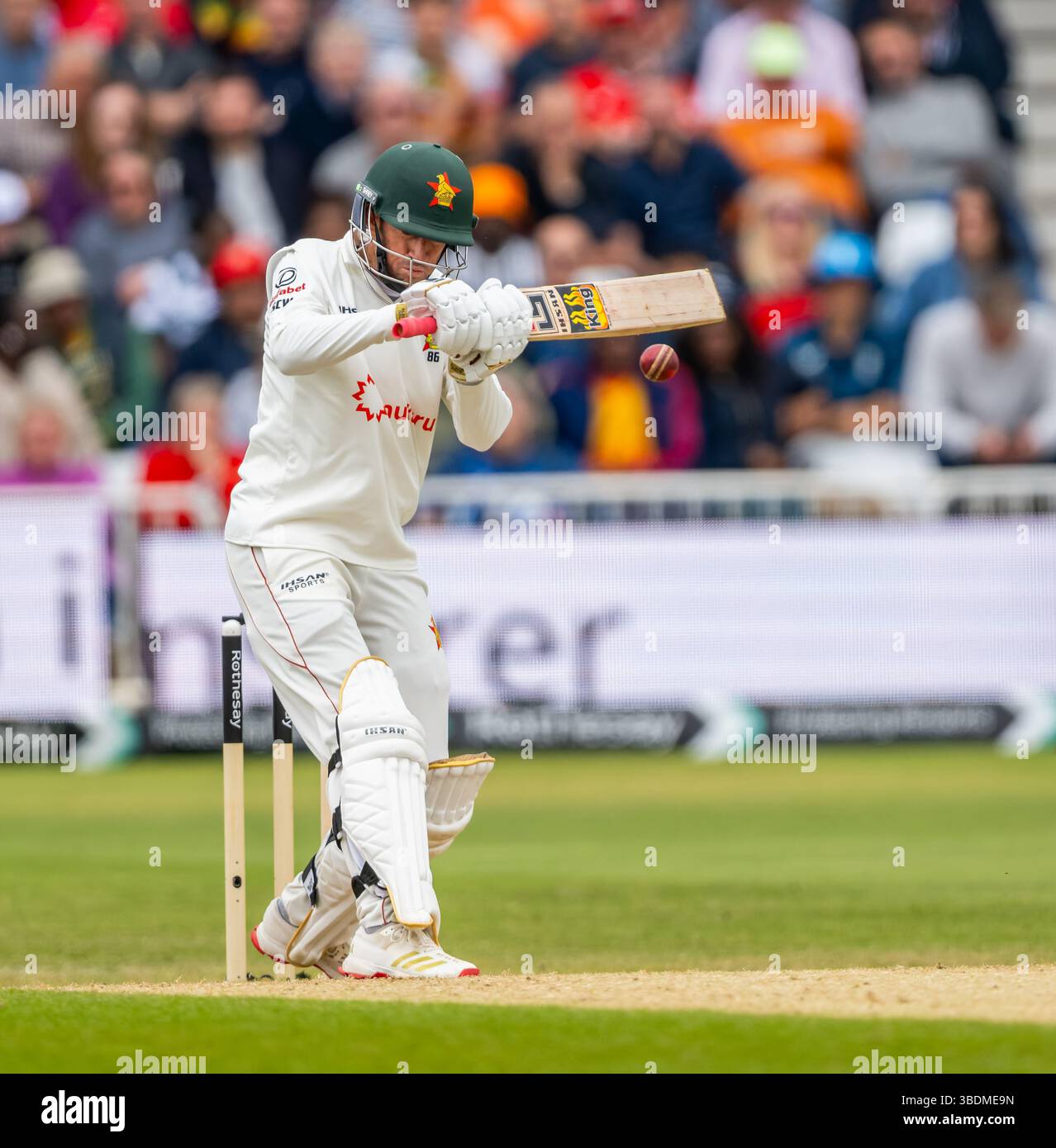 Sean Williams battant pour le Zimbabwe le troisième jour du Rothesay test match entre l'Angleterre et le Zimbabwe Banque D'Images