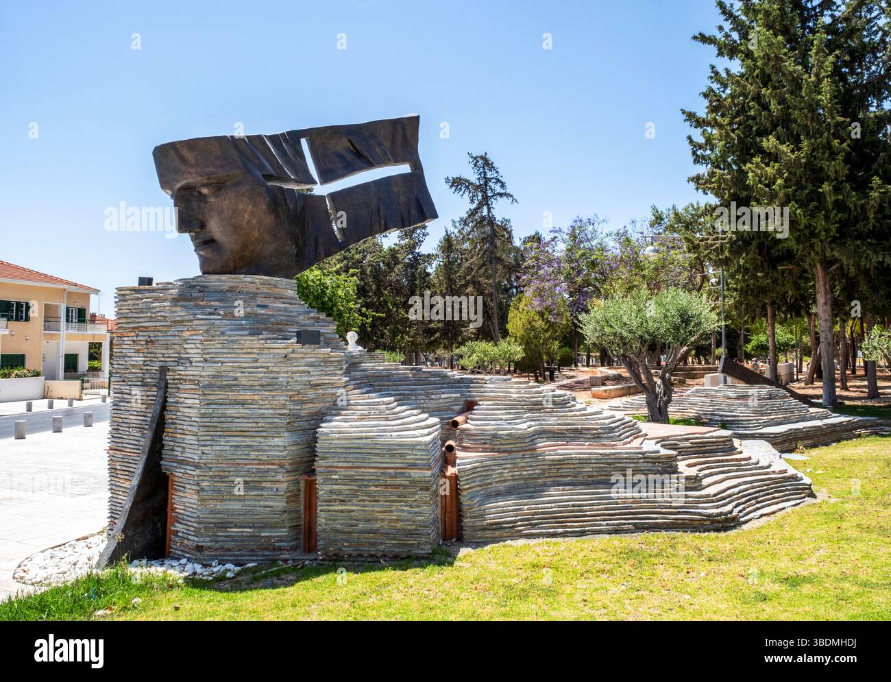 Nouvelle œuvre d'art dans le parc municipal de Paphos, Paphos, Chypre Banque D'Images