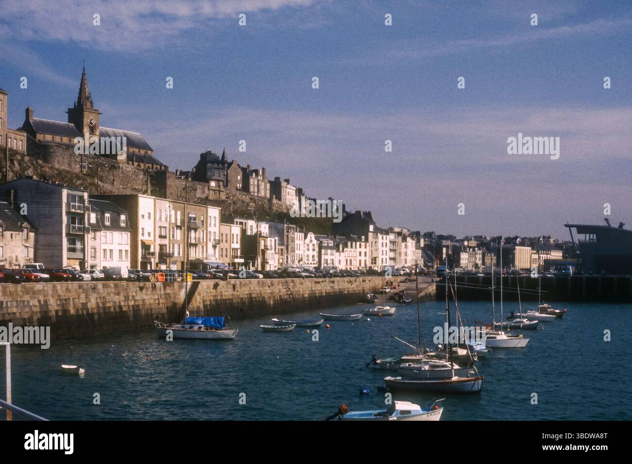 Photographie d'archives de 1993 de Granville, Normandie. Banque D'Images