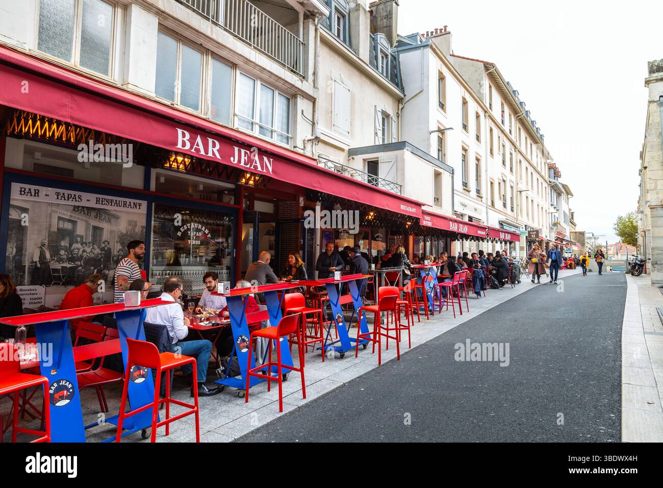 Extérieur du célèbre le Bar Jean, Biarritz, France Banque D'Images