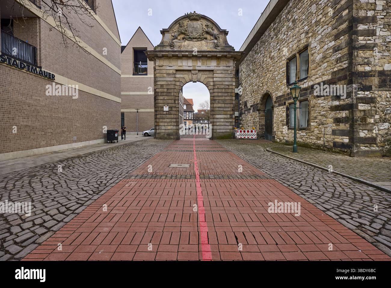 Tor Tor des Marschalls, Marstalltor, architecte Louis Remy de la fosse, porte de ville, lumière diffuse, nuageux, rue Rossmuehle, Hanovre, capitale de l'État, Ha Banque D'Images