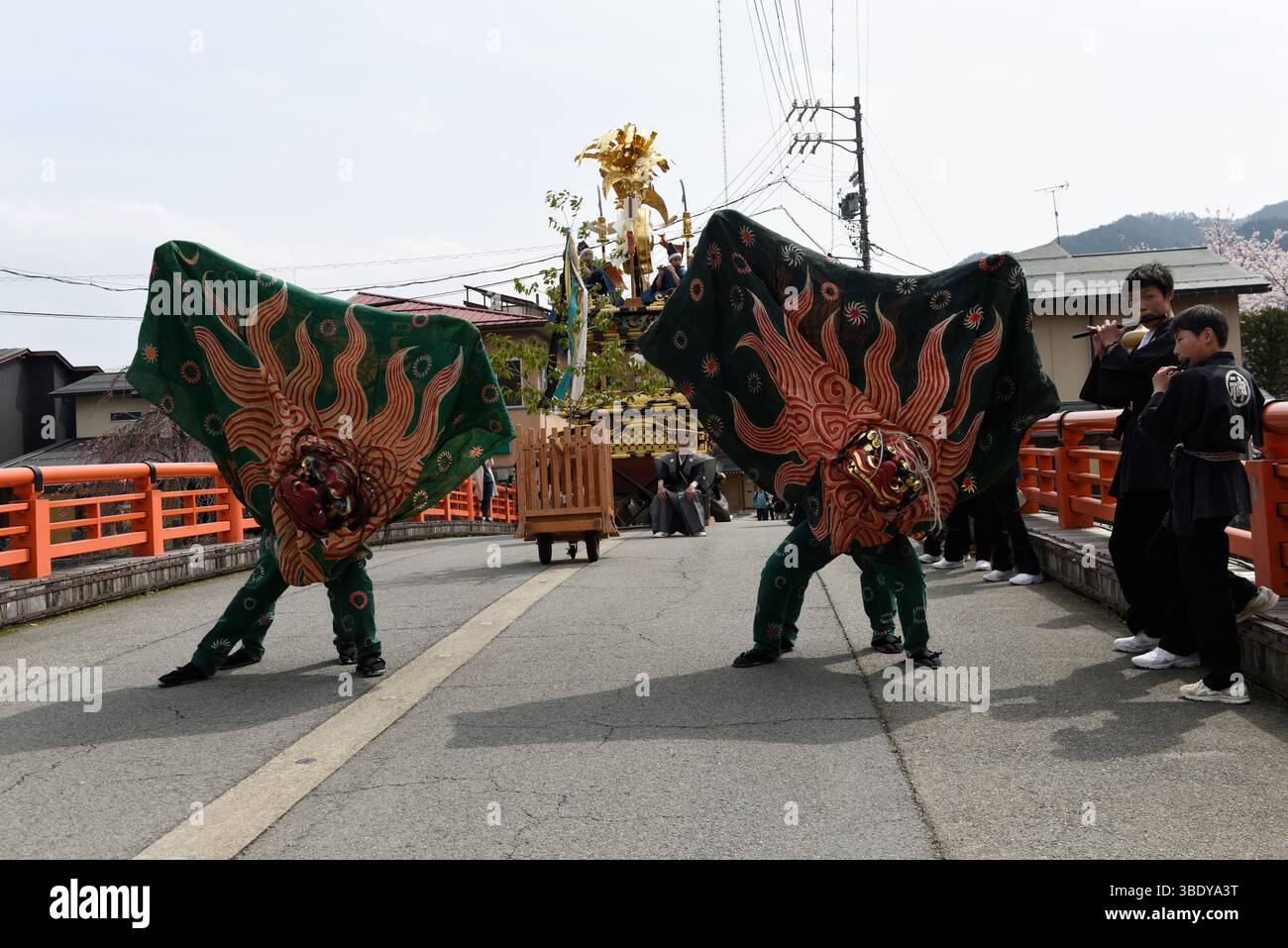 Danse du lion, Festival de Furukawa, Hida Furukawa, Japon, Asie. Banque D'Images