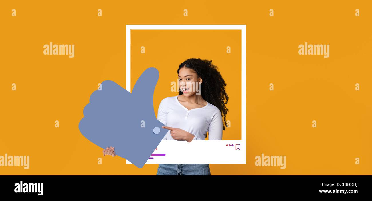 Engager l'influenceur met en valeur l'interaction en ligne d'un geste du pouce vers le haut Banque D'Images