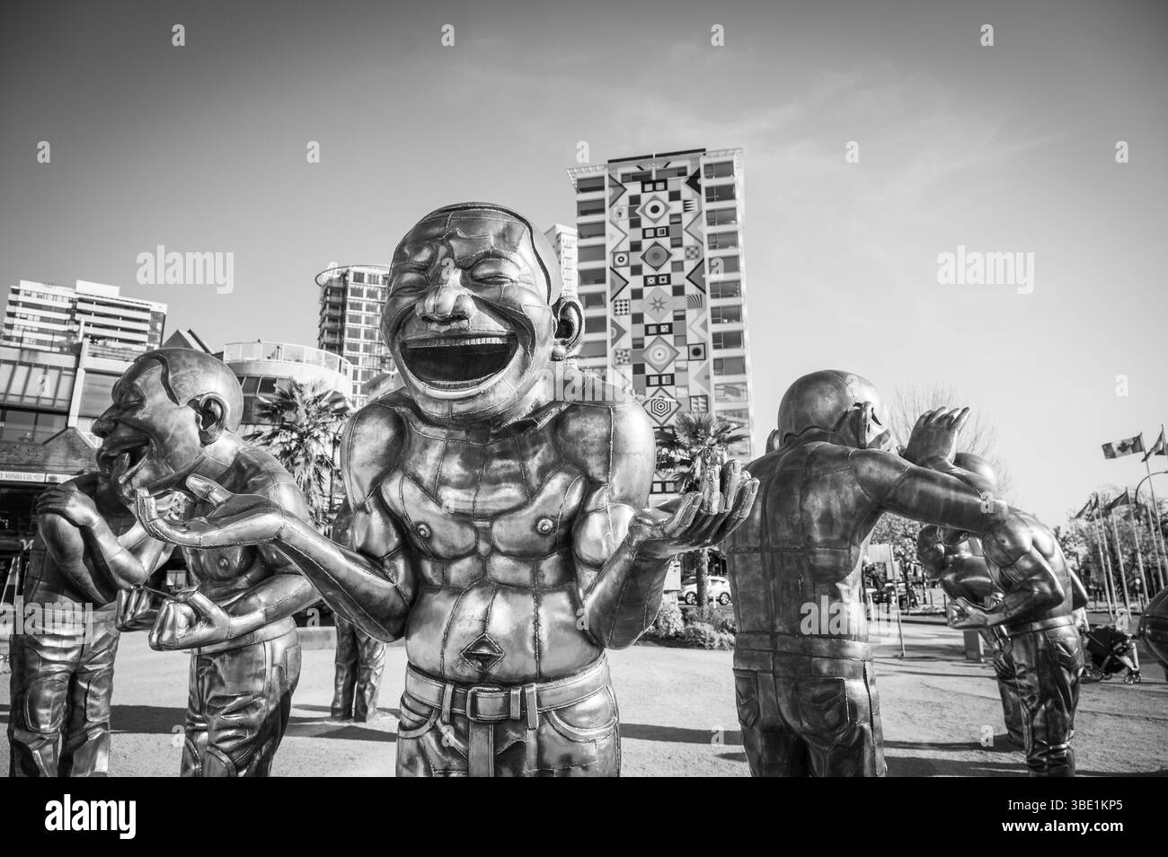 L’exposition d’art publique A-Maze-Ing Laughter au coin des rues Davie et Denman dans le quartier West End de Vancouver. Vancouver BC, Canada. Banque D'Images
