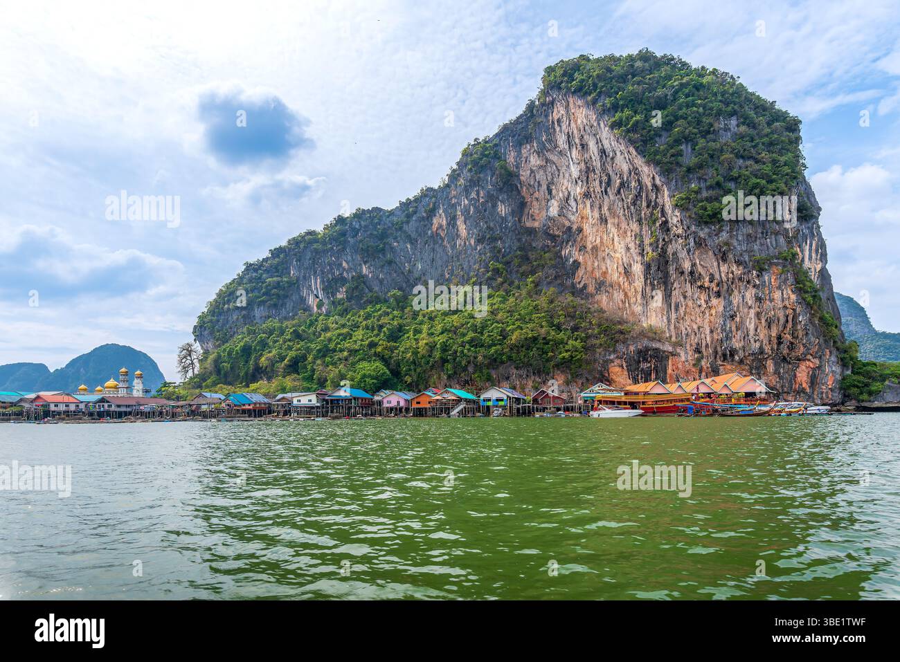 Paysage avec l'île de Panyi, région de Phang Nga au sud de la Thaïlande Banque D'Images