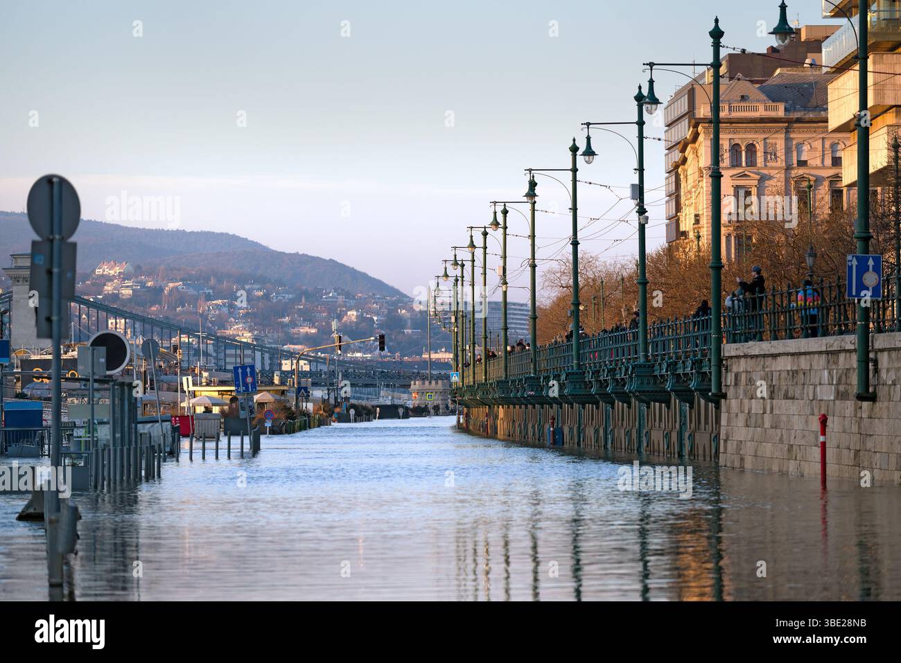 Remblai inondé à Budapest Banque D'Images