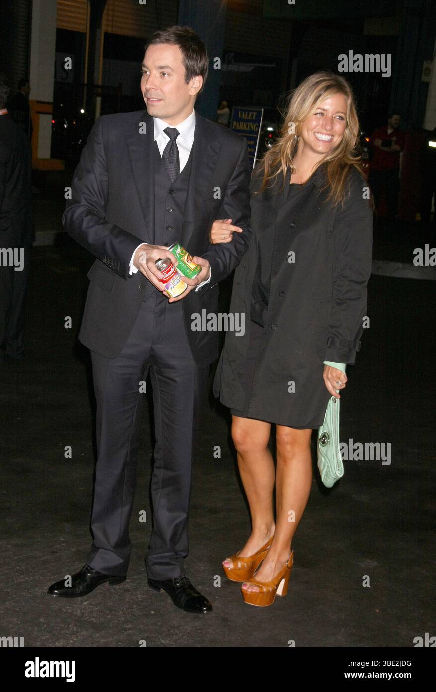 Jimmy Fallon et son épouse Nancy Juvonen lors de la sixième cérémonie annuelle des Can-Do Awards à l'aide de la Banque alimentaire de New York, le 21 avril 2009 Banque D'Images