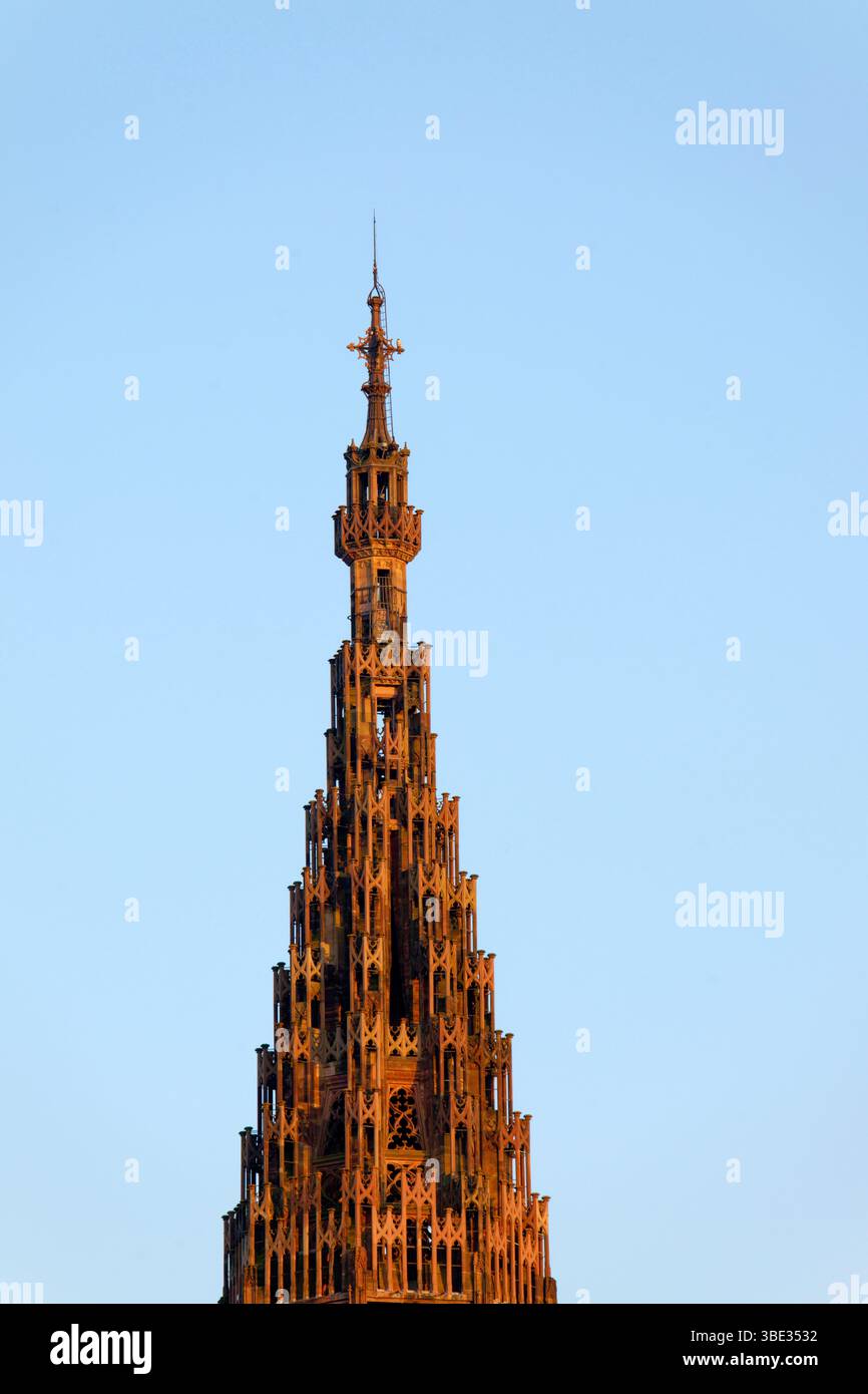 La France, Bas Rhin, Strasbourg, vieille ville classée au Patrimoine Mondial de l'UNESCO, la cathédrale de Notre Dame Banque D'Images