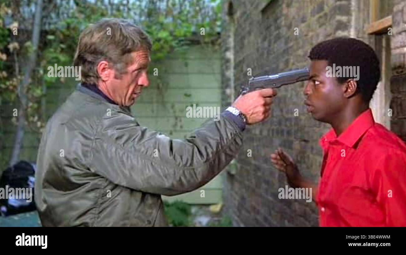 THE HUNTER 1980 Paramount Pictures film avec Steve McQueen décédé plus tard cette année-là et LeCar Burton Banque D'Images