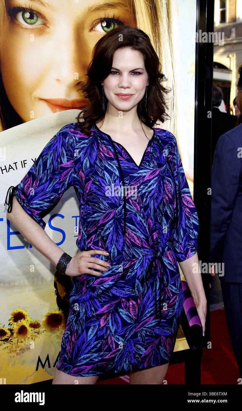 Mariana Klaveno à la première de "Letters to Juliet" à Los Angeles au Grauman's Chinese Theatre à Hollywood le 11 mai 2010. Banque D'Images