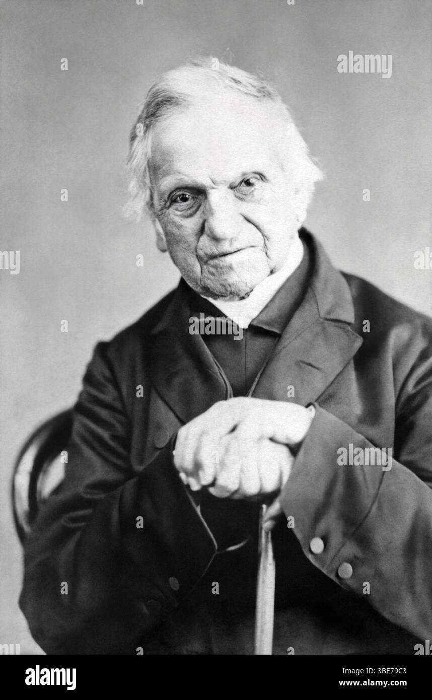 Adam Sedgwick (1785-1873), fondateur de la géologie moderne, a proposé les périodes géologiques du Dévonien et du Cambrien (explosion cambrienne). Bien que mentor du jeune Charles Darwin, Sedgwick s'oppose à la nature matérialiste de la théorie de l'évolution de Darwin par sélection naturelle. Photo : 1867. Banque D'Images