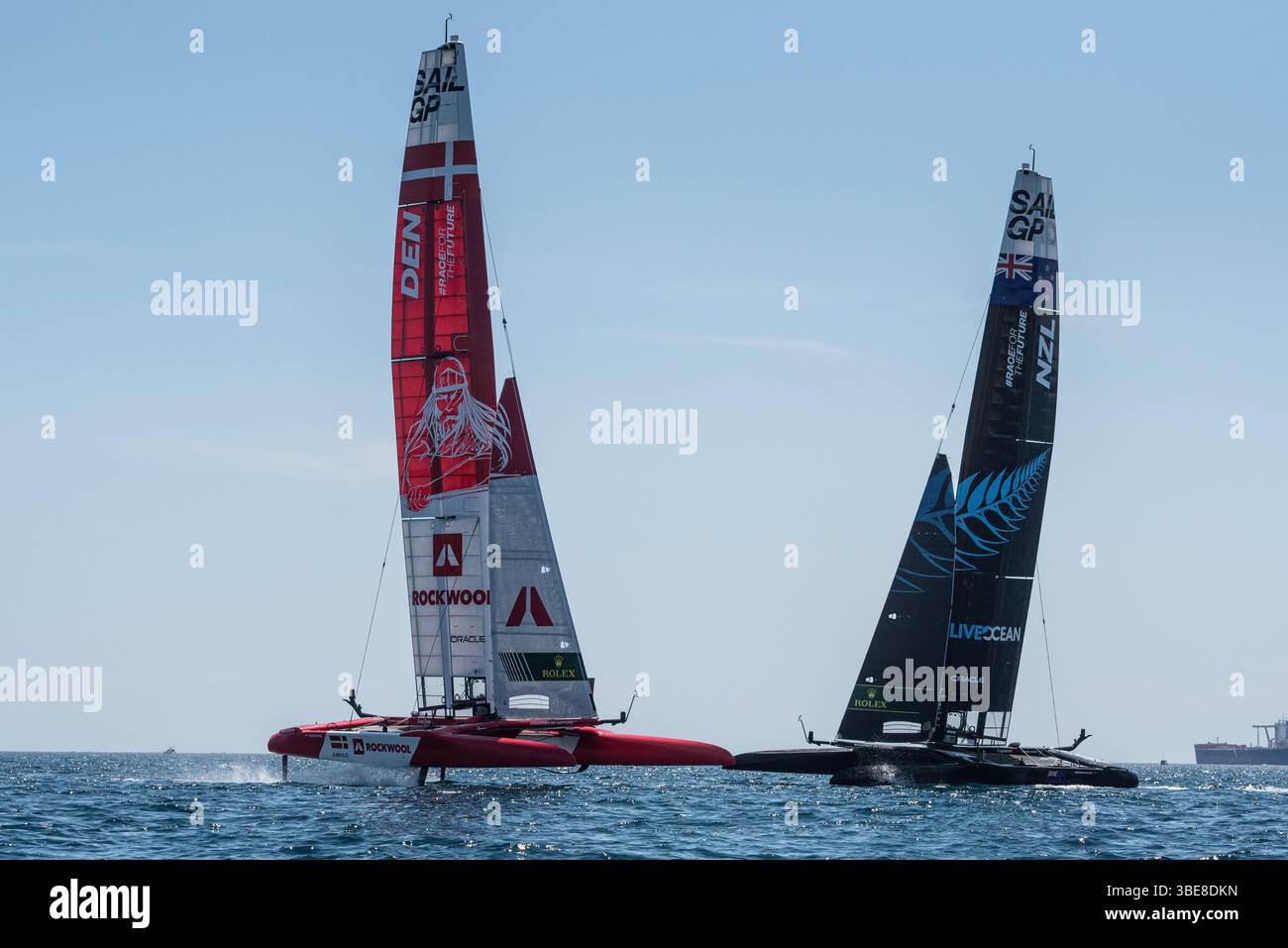 Taranto, Italie 06 JUIN 2021 : SailGP Team Denmark au SailGP World Sailing Championship, Italy Sail Grand Prix Banque D'Images Taranto, Italie 06 JUIN 2021 : SailGP Team Denmark au SailGP World Sailing Championship, Italy Sail Grand Prix Banque D'Images