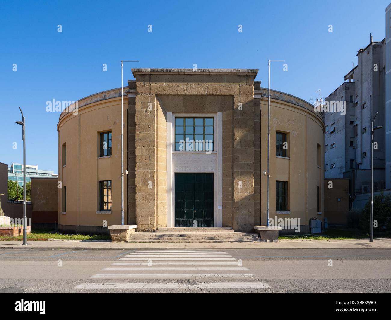 Ex Opera Balilla, un bâtiment des années 30 dans un style architectural fasciste, Italie Banque D'Images