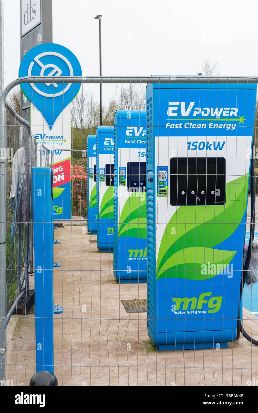Nouvelle station de recharge pour véhicule électrique MFG à Birmingham, Royaume-Uni Banque D'Images