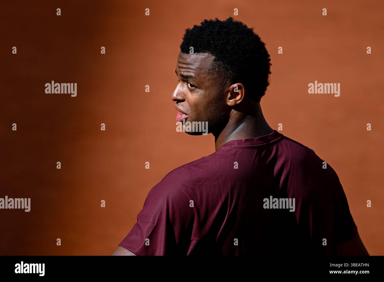 Paris, France. 28 mai 2025. Roland Garros 2025 : Giovanni MPetshi Perrichard (FRA) lors du match de tennis masculin sur Suzanne Lenglen court lors du tournoi du Grand Chelem le 28 mai 2025 au stade Roland Garros à Paris. - 28/05/2025 - France/Ile-de-France (région)/Paris - Julien Mattia/le Pictorium crédit : LE PICTORIUM/Alamy Live News Banque D'Images