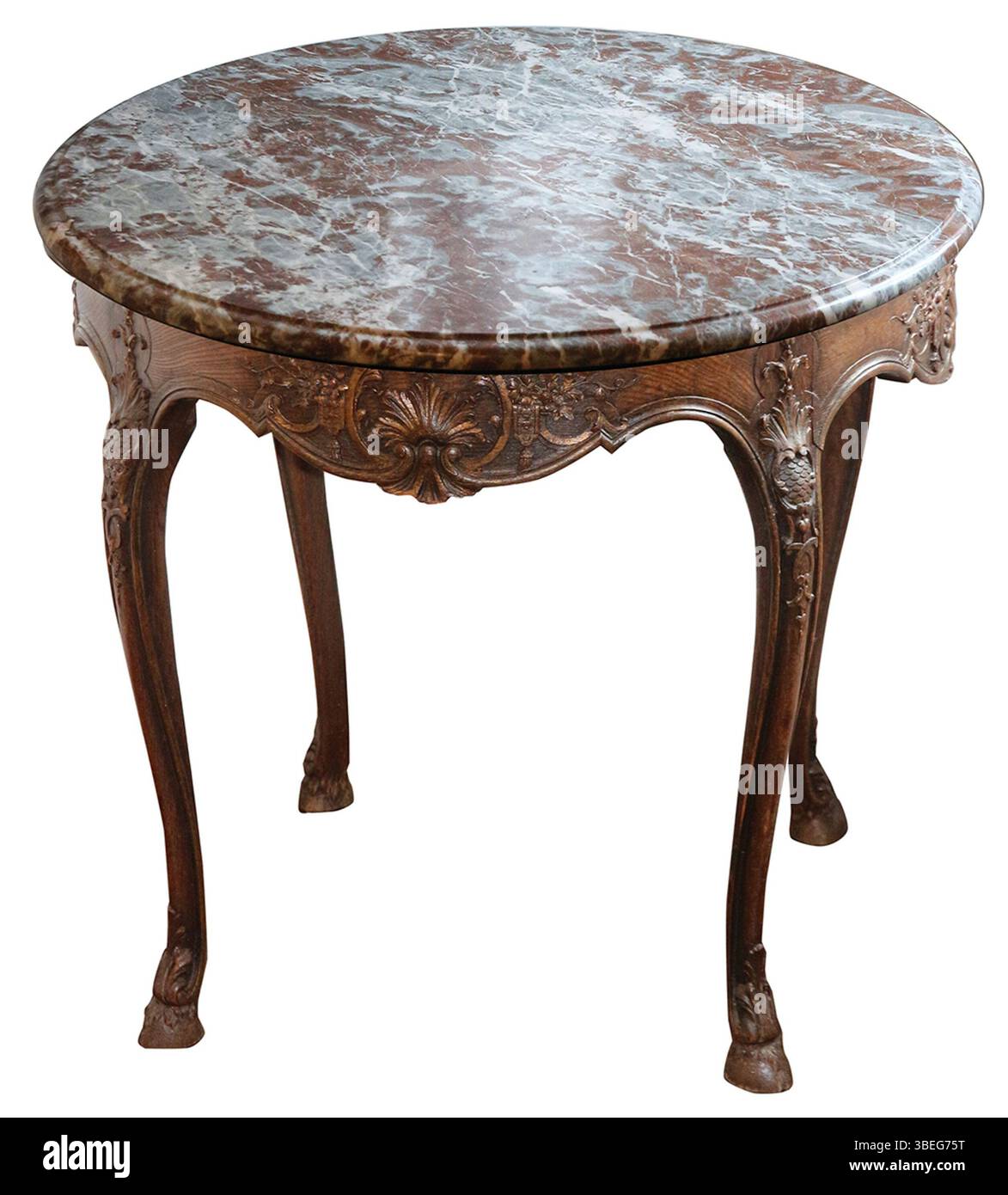 Cette table centrale de style Louis XV du début du XXe siècle est en marbre Saint-Martin. Il reflète l'artisanat orné typique de l'époque, combinant un design classique avec des matériaux de haute qualité. Banque D'Images