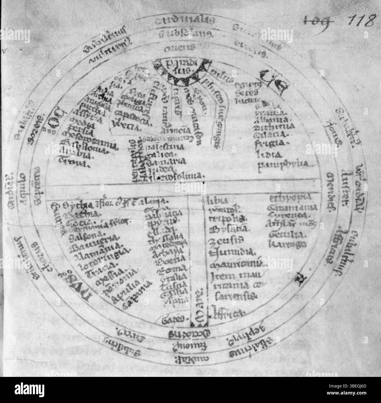La carte T-O, attribuée à Guillaume de Tripoli, est une carte médiévale du monde qui représente le monde connu dans un format simpliste et symbolique. Il utilise un T et un O pour représenter les divisions géographiques. Banque D'Images