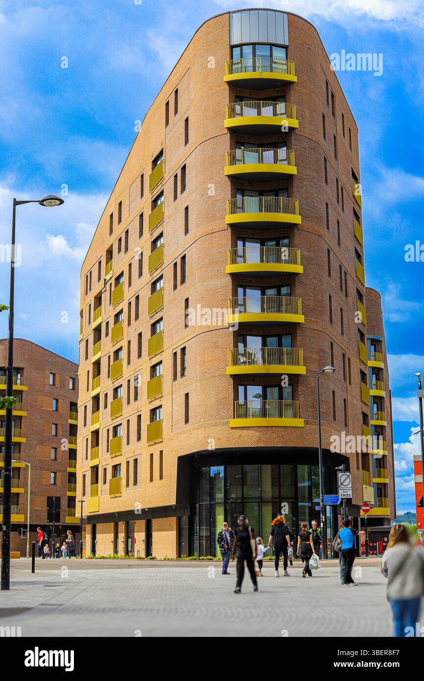 Chatham Waterfront est une zone régénérée située le long de la rivière Medway à Chatham, Kent, Angleterre, Royaume-Uni Banque D'Images