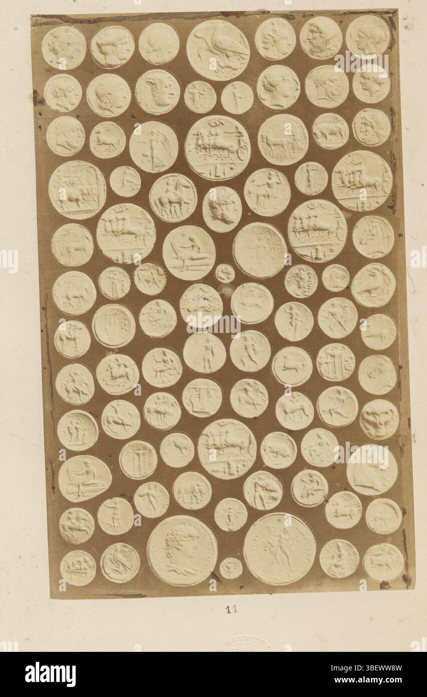 Rome, médailles antiques, Rome, recto - prêché, photographie, photo, page, photos, livres illustrés photographiques, 11, recto - imprimé, A. Cadart 3. Rue Fiacre Paris Editeur, hauteur 200 mm, largeur 126 mm, photographe, 1849 - 1859, papier photographique, papier photo, impression d'album, impression d'albumine Banque D'Images