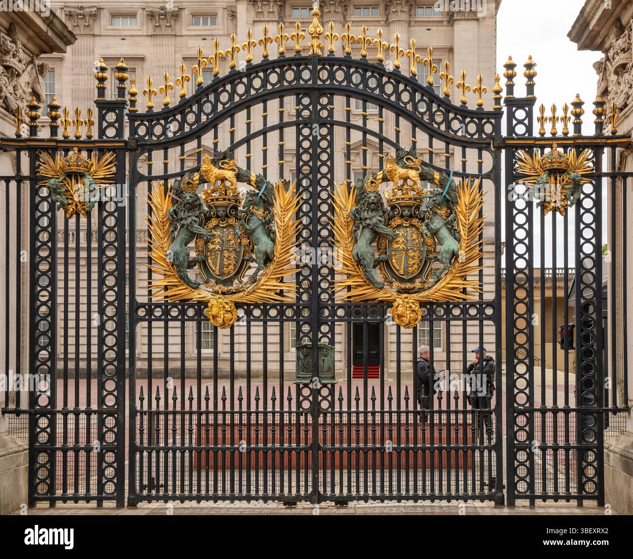 Buckingham Palace Gates Banque D'Images