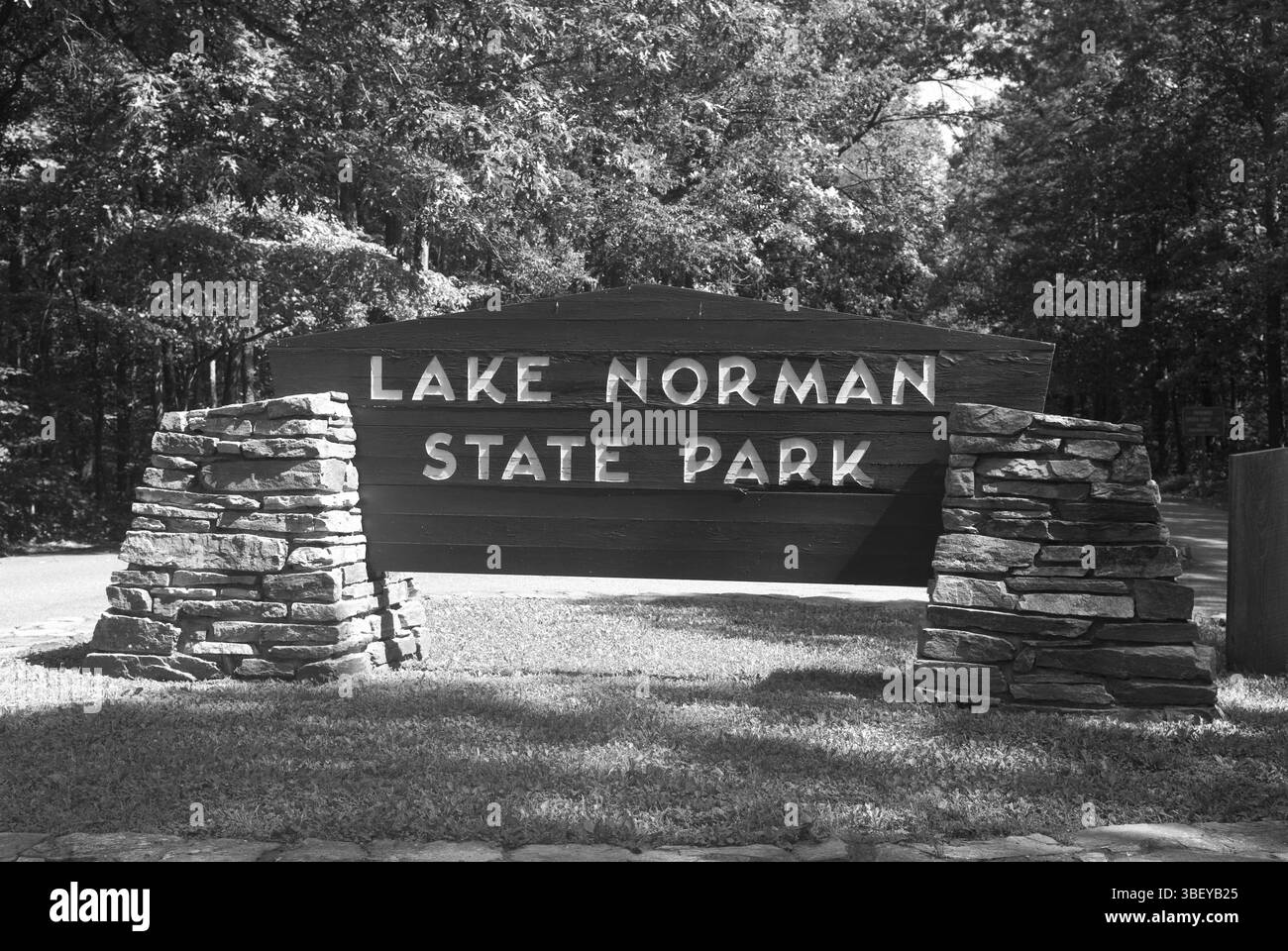 Photo stock de Lake Norman State Park Sign Statesville, NC, États-Unis. Banque D'Images