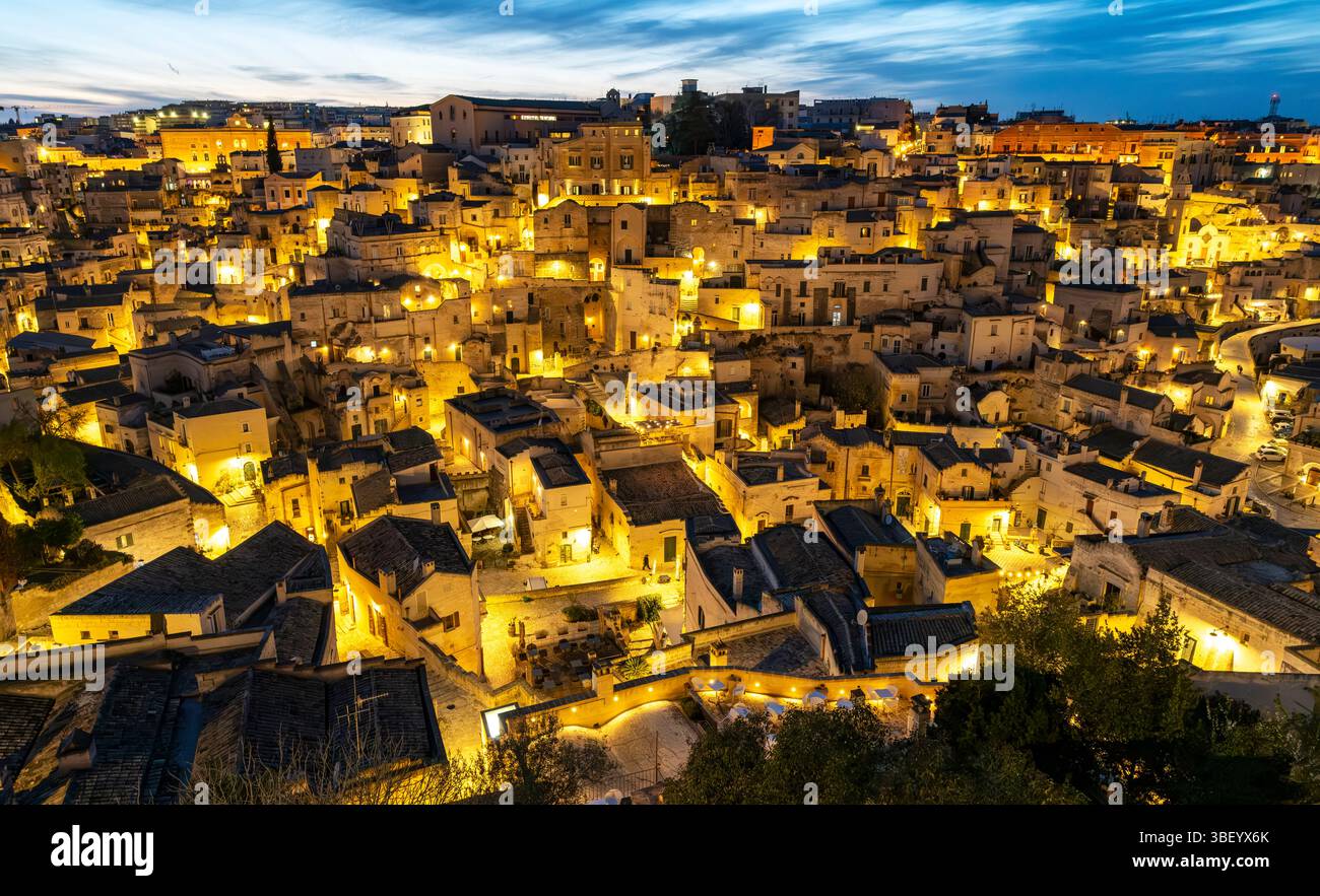 Matera de nuit, Basilicate, Italie Banque D'Images