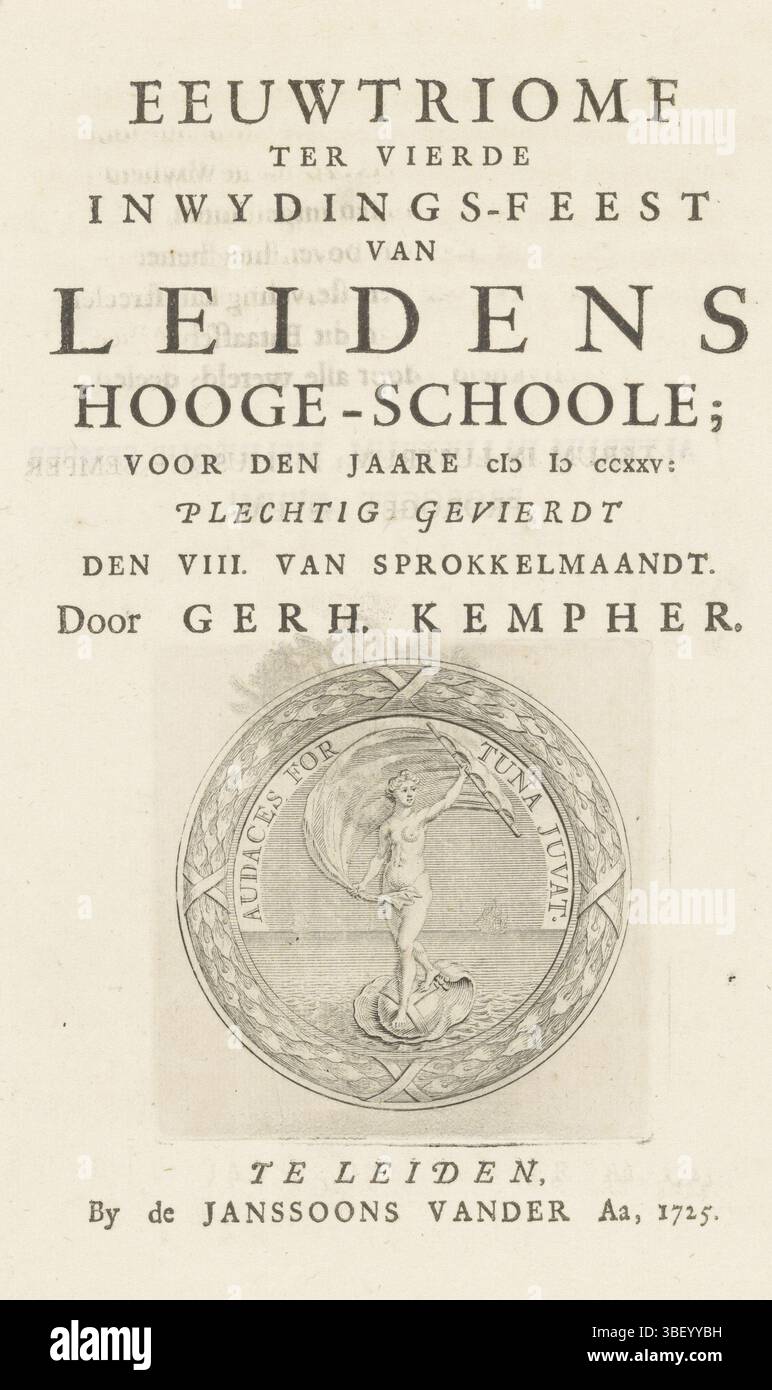 Page d'accueil : Gerard Kempher, triomphe du siècle à la quatrième fête inwydings du lycée de Leyde, 1725, Vénus portée par le vent, Leyde, verso - estampillé, Vénus se tient sur une pomme riche sur sa coquille en mer et tient sa robe dans le vent de sorte qu'il sert de voile. En arrière-plan, un navire navigue vers la mer. Autour de la devise audaces fortuna juvat. Printsmark van de Gebroeders Janssoon van der aa., impression, page de titre, impressions, hauteur 81 mm, largeur 81 mm, hauteur 240 mm, largeur 181 mm, graveur, 1725 - 1725, papier, gravure, gravure (processus d'impression), impression typographique, impression de livre, publication Banque D'Images