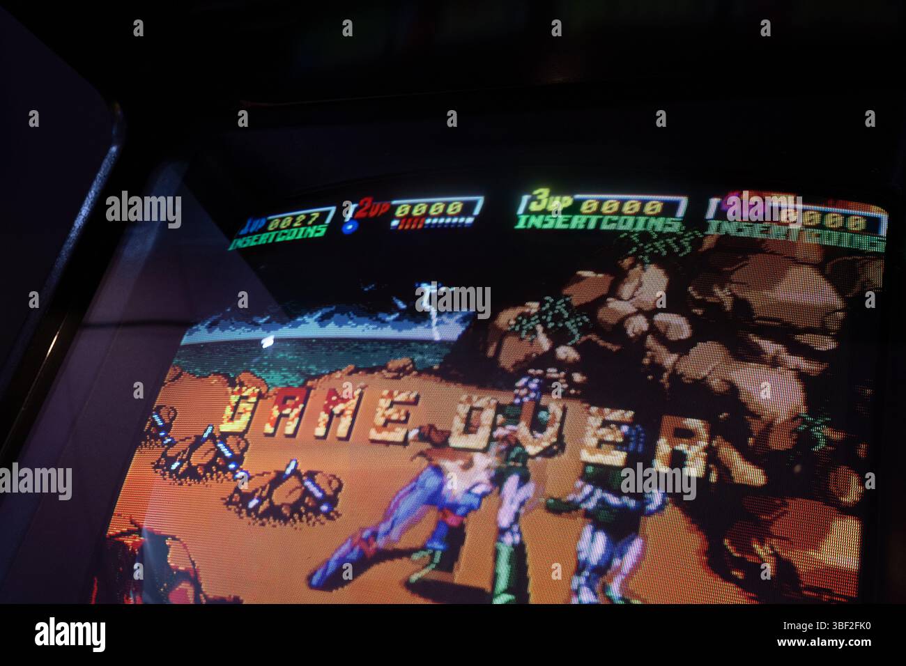 Rochester, New York, États-Unis - 6,2024 : Focus sélectif sur un JEU SUR déclaration SUR un jeu d'arcade dans le Strong National Museum of Play Banque D'Images