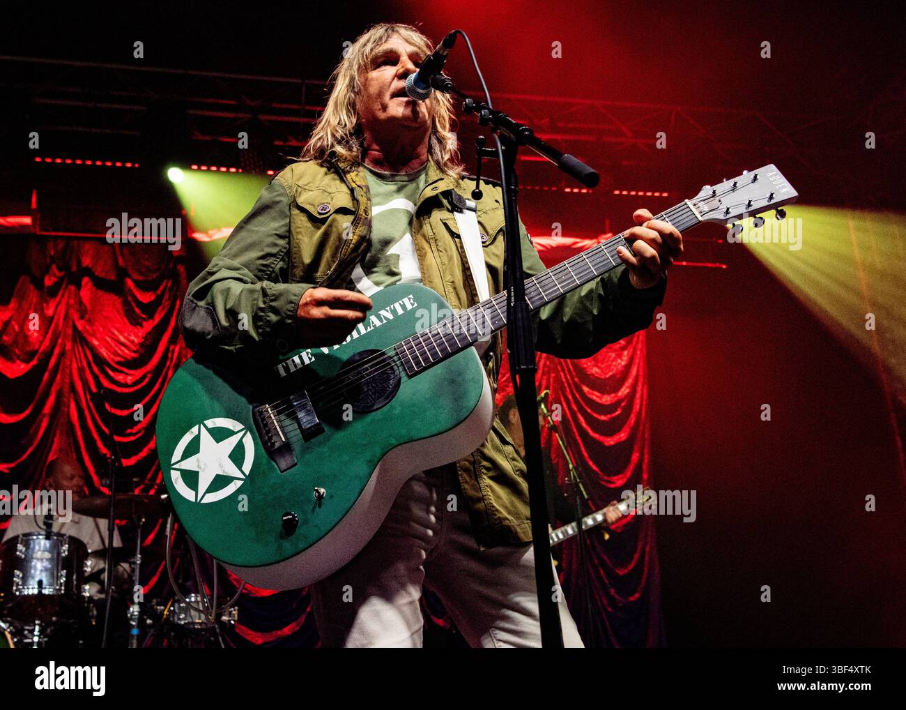 Mike Peters/The Alarm au Beautiful Days Festival 2023 Banque D'Images